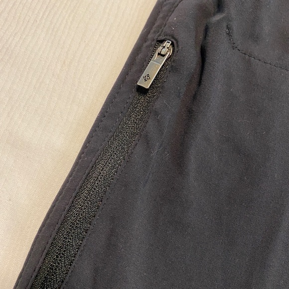 Columbia Womens Shorts - Picture 6 of 13